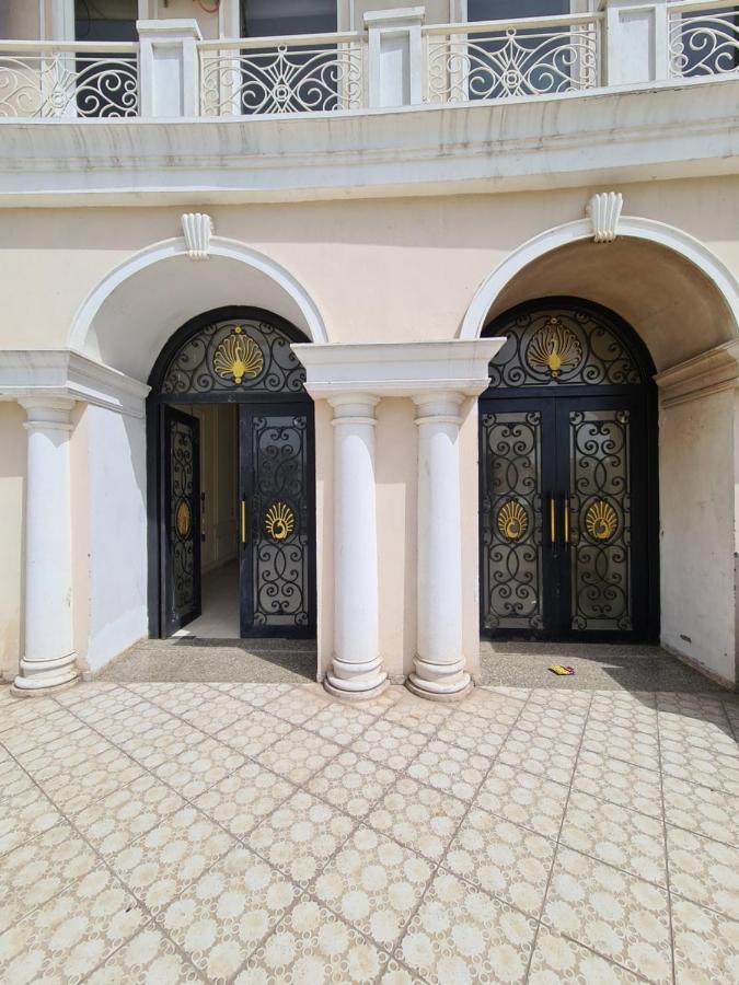 Lord Krishna Palace Hotel Vrindāvan Esterno foto